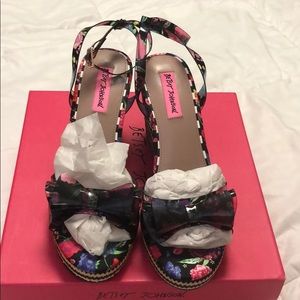 Betsey Johnson shoes